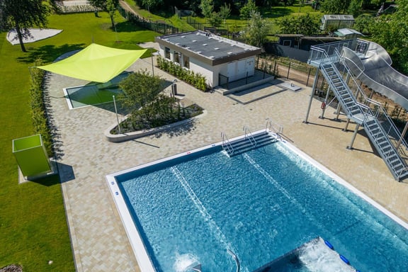 Gr.-Buseck-Freibad_0124_hero2